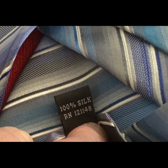 Two Kenneth Cole Reaction Import 100%Silk - Picture 4 of 4